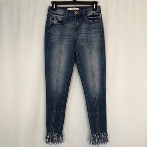 KANCAN CROPPED CAPRI FRAYED JEANS JUNIORS SIZE 25 STRETCH SKINNY